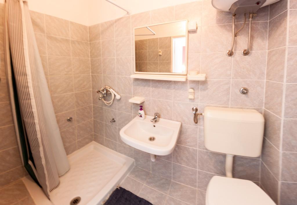 Apartments Nenad & Marija Đảo Pag Ngoại thất bức ảnh