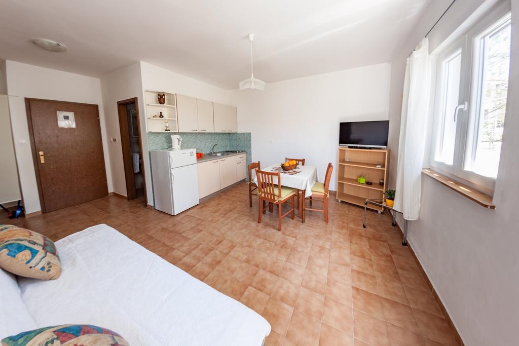 Apartments Nenad & Marija Đảo Pag Ngoại thất bức ảnh