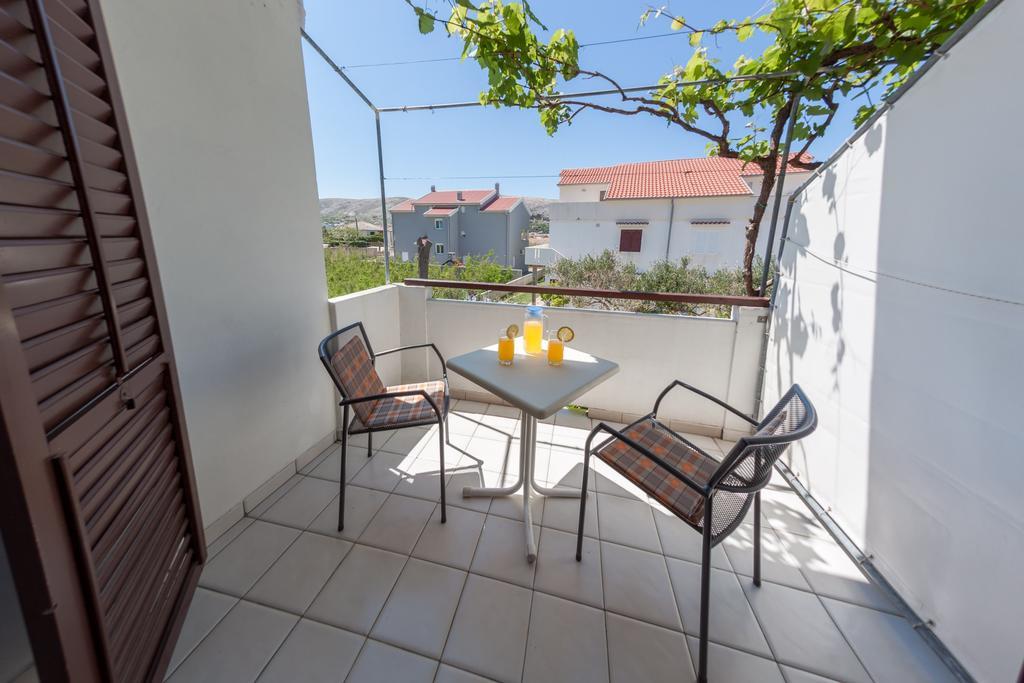 Apartments Nenad & Marija Đảo Pag Ngoại thất bức ảnh